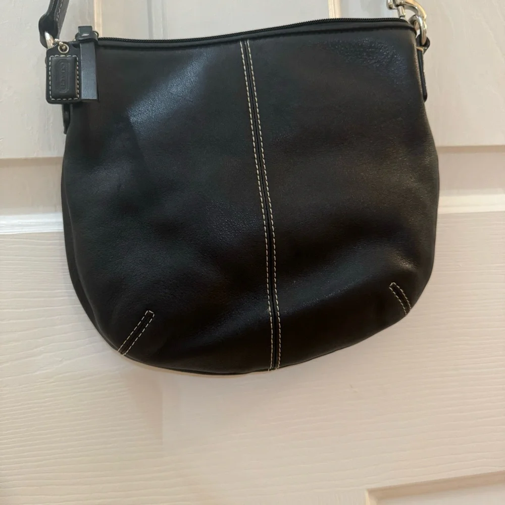 Coach Vintage Black Leather SOHO Swing Pack Purse Crossbody Bag